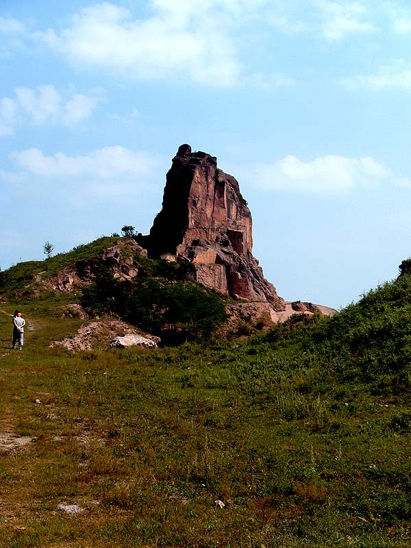 沈阳苏家屯三块石