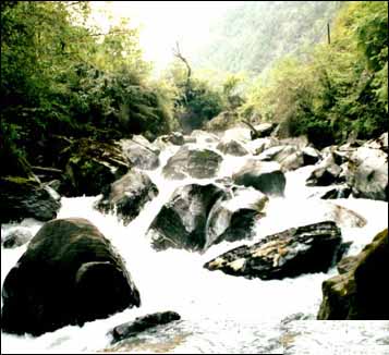 怒江迪麻洛峡谷天气